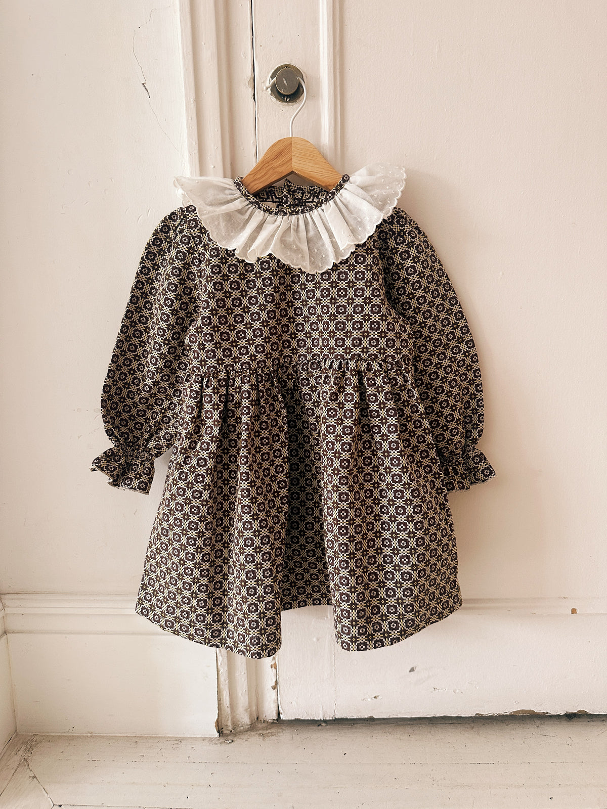 Vestido Puntilla Jacquard Chocolate
