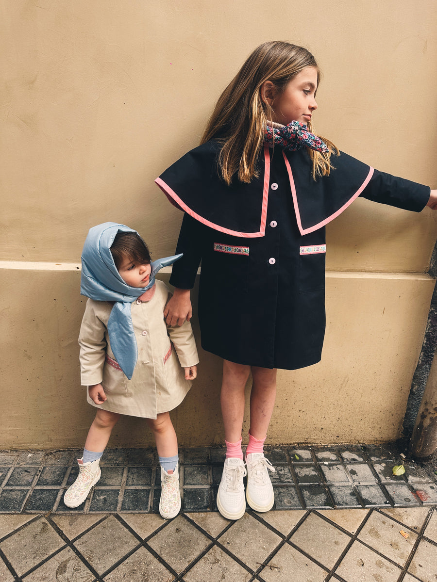 Gabardina Niña Beige y Rosita