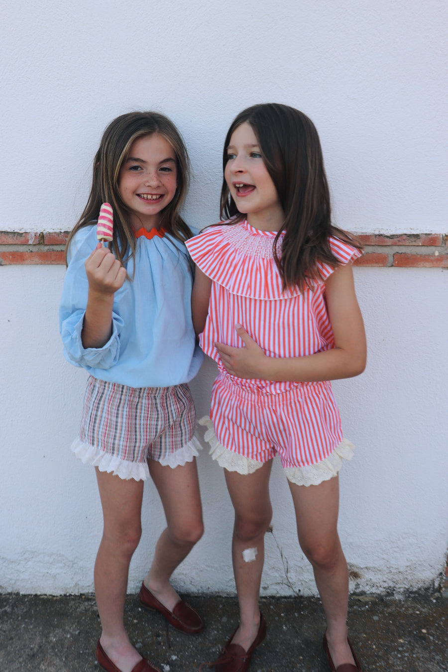 Short Rayas Tierra