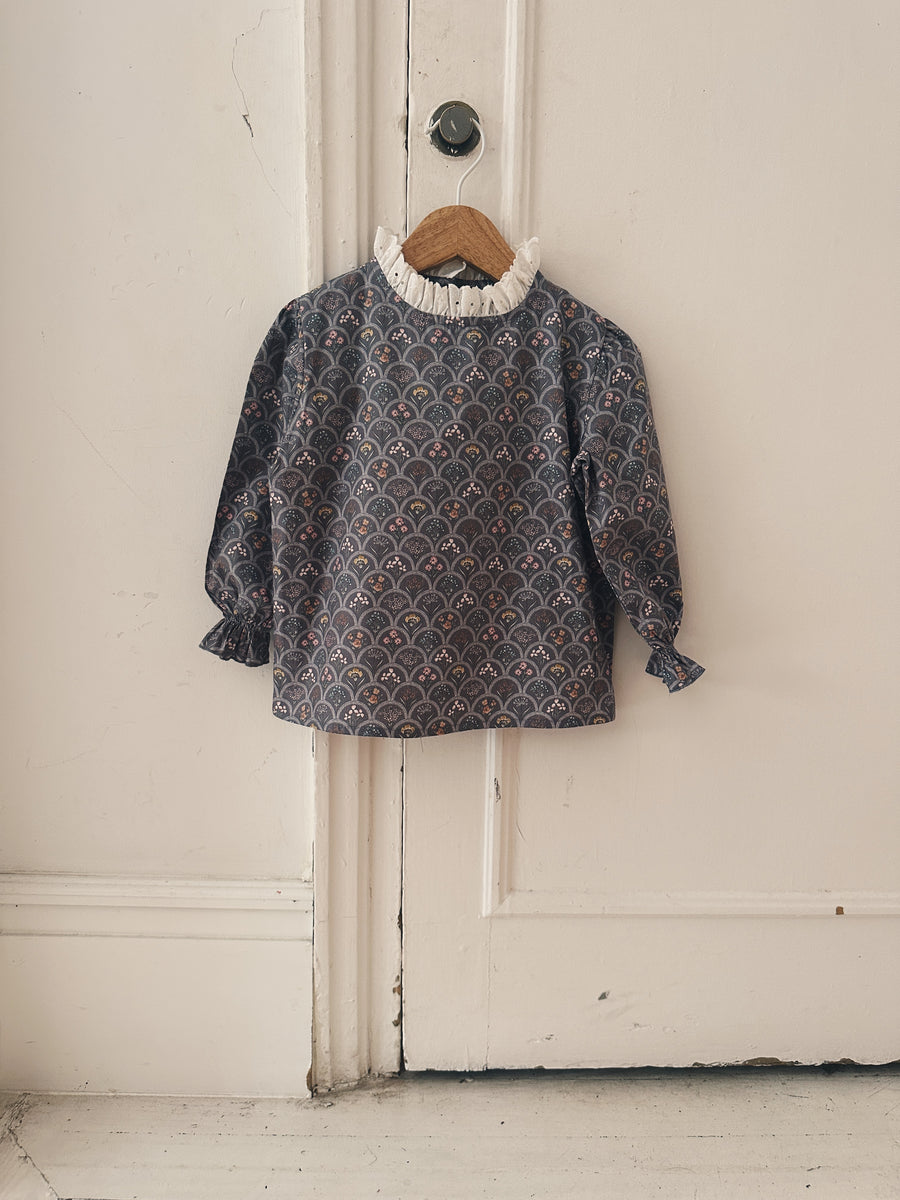 Blusa Grecas Flores