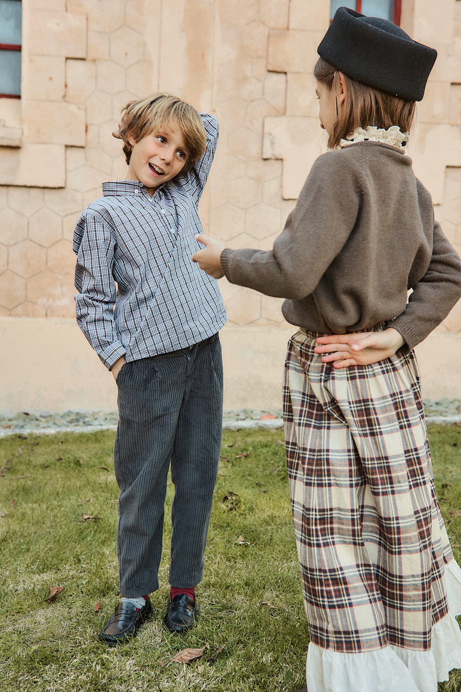 Pantalón Pinzas Pana Gris