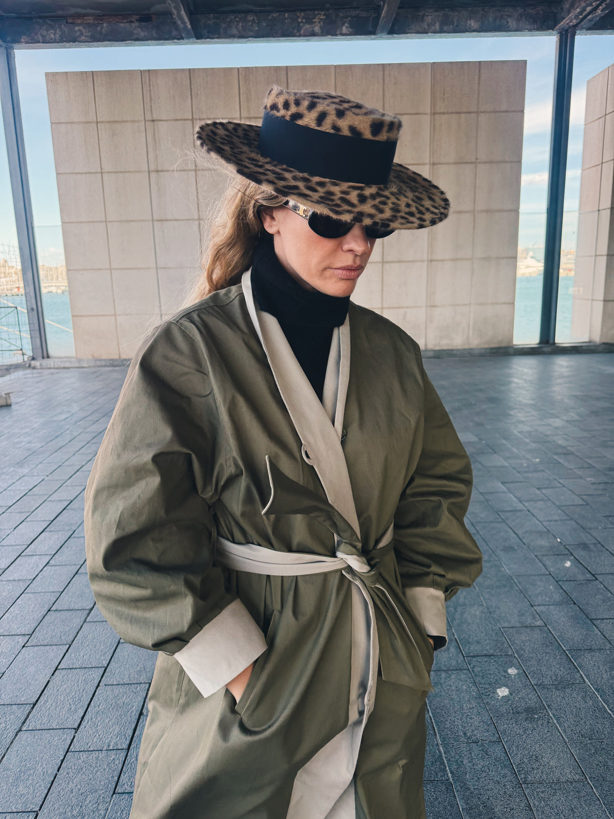 Gabardina Oliva MUJER