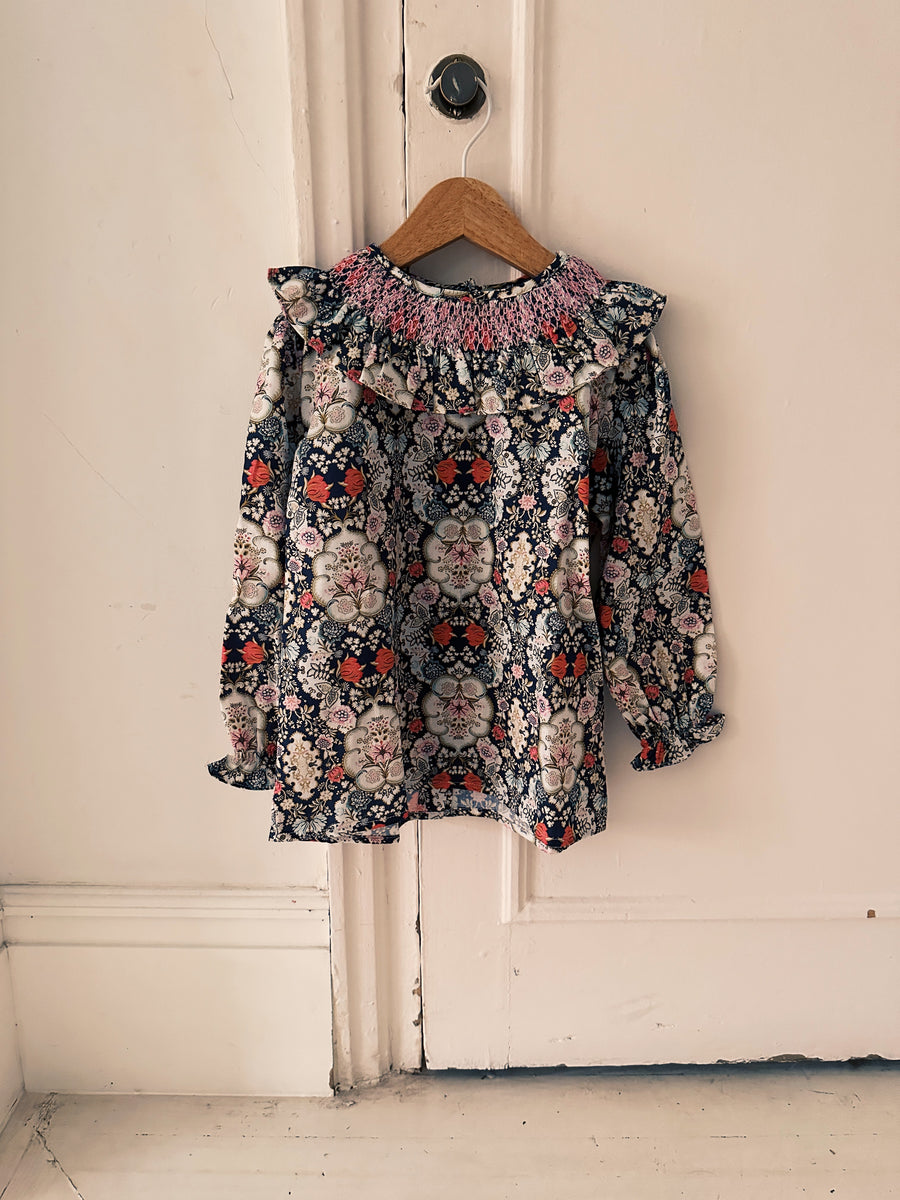 Blusa Smock Flores Azul Noche