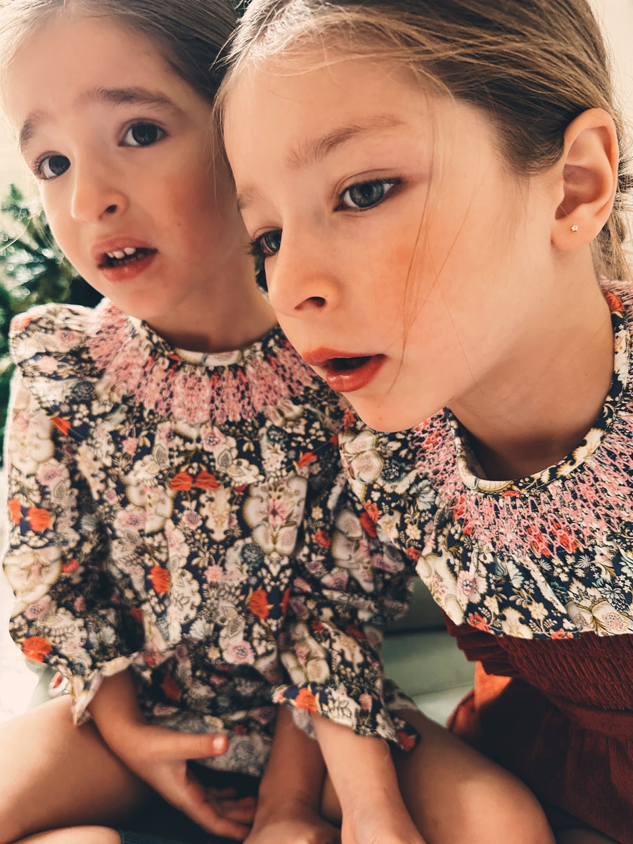 Blusa Smock Flores Azul Noche